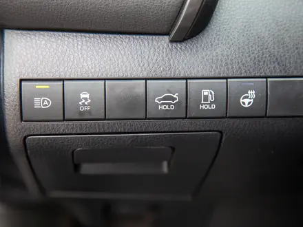 Toyota Camry Prestige 2023 года за 14 390 000 тг. в Алматы – фото 20