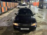 Audi A4 1996 года за 1 300 000 тг. в Уральск – фото 2