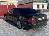 Mercedes-Benz E 320 2002 годаfor5 800 000 тг. в Аксай – фото 4