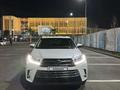 Toyota Highlander 2017 годаүшін19 300 000 тг. в Актобе