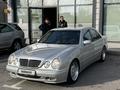 Mercedes-Benz E 320 2001 года за 4 700 000 тг. в Шымкент – фото 3