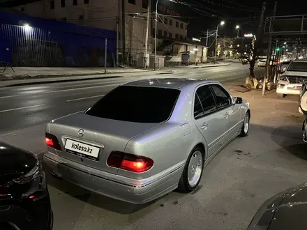 Mercedes-Benz E 320 2001 года за 4 700 000 тг. в Шымкент – фото 6