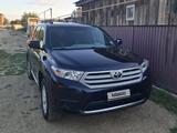 Toyota Highlander 2012 года за 8 400 000 тг. в Актобе