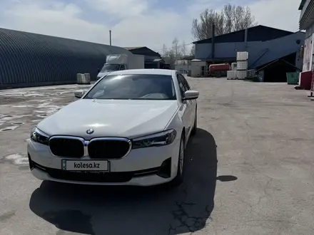 BMW 520 2020 года за 20 000 000 тг. в Алматы – фото 4