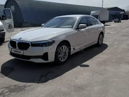 BMW 520 2020 года за 20 000 000 тг. в Алматы