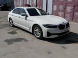 BMW 520 2020 года за 21 000 000 тг. в Алматы – фото 3