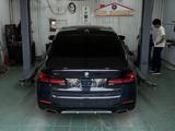 BMW 530 2020 года за 18 000 000 тг. в Уральск – фото 4