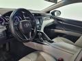 Toyota Camry 2019 года за 9 390 000 тг. в Алматы – фото 12