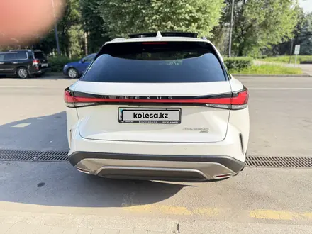 Lexus RX 350 2023 года за 33 500 000 тг. в Алматы – фото 8