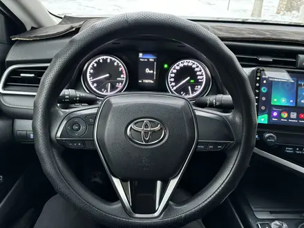 Toyota Camry 2019 года за 13 500 000 тг. в Семей – фото 8