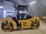 CAT  Каток CAT CB10 асфальтовый вибрационный 2022 года за 49 500 000 тг. в Усть-Каменогорск