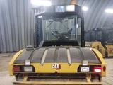 CAT  Каток CAT CB10 асфальтовый вибрационный 2022 года за 49 500 000 тг. в Усть-Каменогорск – фото 3