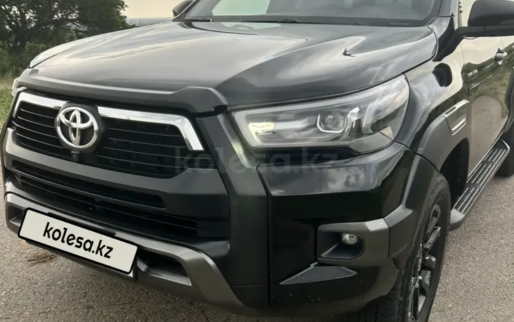 Toyota Hilux 2022 года за 28 000 000 тг. в Алматы