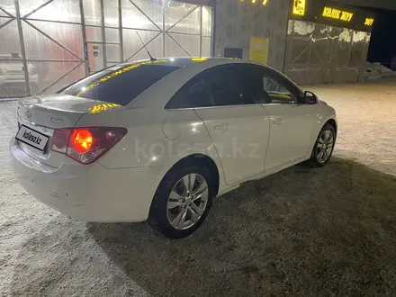 Chevrolet Cruze 2014 года за 3 200 000 тг. в Уральск – фото 5