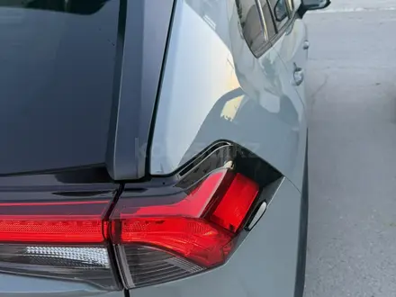 Toyota RAV4 2022 года за 12 700 000 тг. в Актау – фото 3