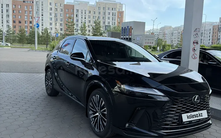 Lexus RX 350 2024 годаүшін40 000 000 тг. в Астана