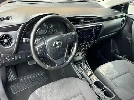 Toyota Corolla Comfort CVT 2018 года за 6 990 000 тг. в Алматы – фото 15
