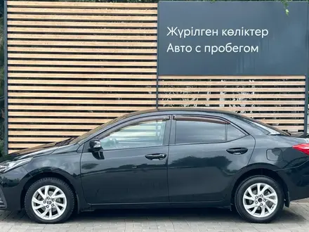 Toyota Corolla Comfort CVT 2018 года за 6 990 000 тг. в Алматы – фото 3