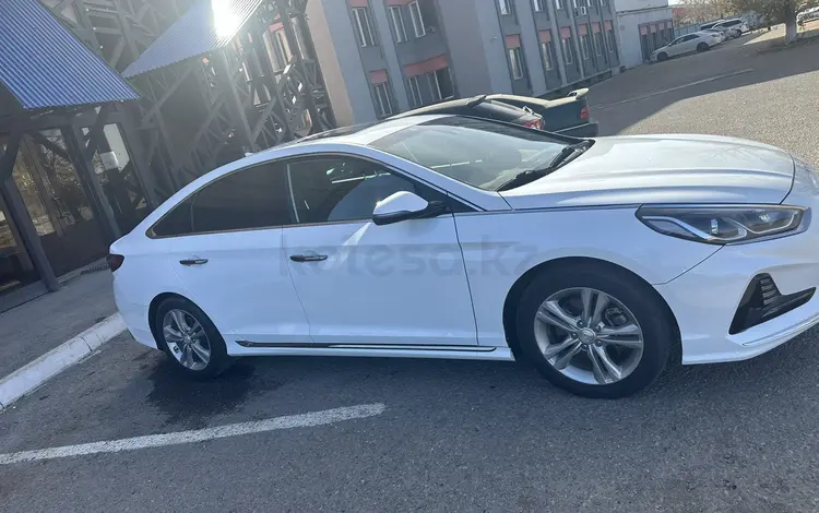 Hyundai Sonata 2018 годаүшін8 600 000 тг. в Астана