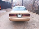 Toyota Camry 2000 года за 2 700 000 тг. в Алматы