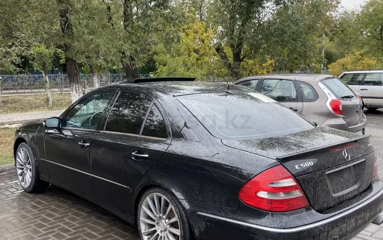 Mercedes-Benz E 500 2003 годаfor4 900 000 тг. в Караганда