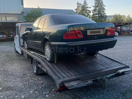 Mercedes-Benz E 240 1998 года за 2 500 000 тг. в Алматы – фото 19