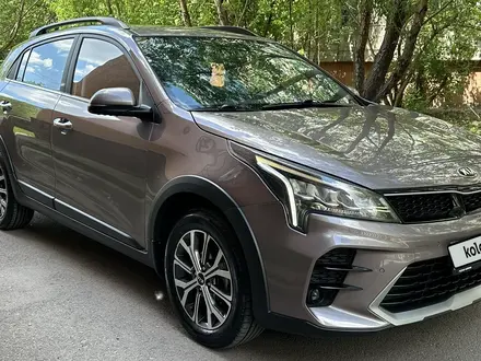 Kia Rio X-Line 2020 года за 7 400 000 тг. в Астана – фото 2