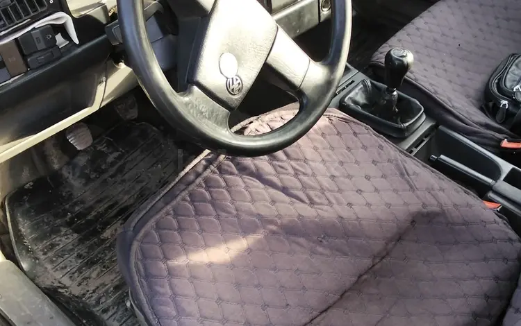 Volkswagen Passat 1990 года за 750 000 тг. в Караганда