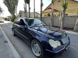 Mercedes-Benz C 320 2000 года за 3 200 000 тг. в Алматы – фото 3