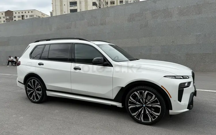 BMW X7 2023 года за 89 000 000 тг. в Алматы
