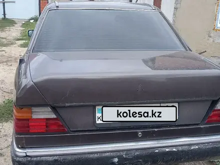 Mercedes-Benz E 230 1992 года за 1 100 000 тг. в Усть-Каменогорск – фото 6