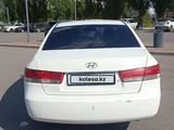 Hyundai Sonata 2006 года за 2 500 000 тг. в Астана – фото 4