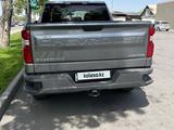 Chevrolet Silverado 2021 года за 25 000 000 тг. в Алматы – фото 2