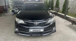 Toyota Camry 2014 года за 8 600 000 тг. в Алматы – фото 2