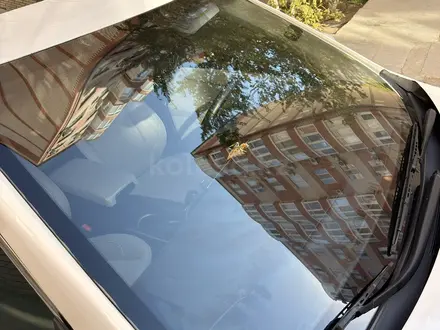 Toyota Camry 2016 года за 6 900 000 тг. в Атырау – фото 30