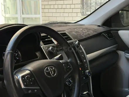 Toyota Camry 2016 года за 6 900 000 тг. в Атырау – фото 6