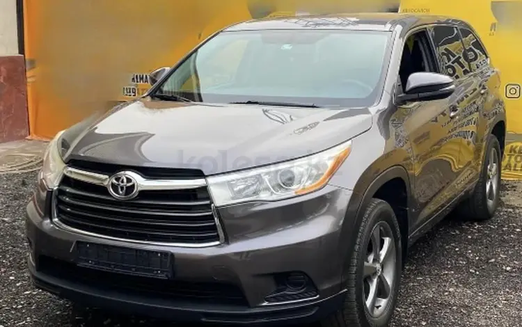 Toyota Highlander 2014 годаүшін13 400 000 тг. в Алматы