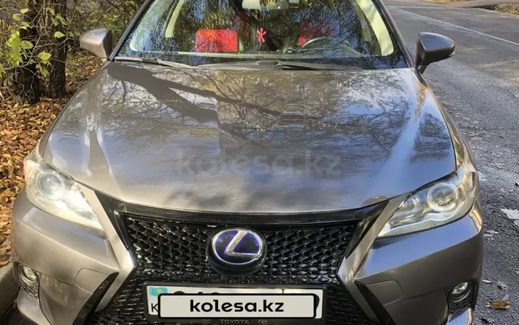 Lexus CT 200h 2015 года за 8 400 000 тг. в Алматы