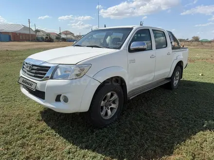 Toyota Hilux 2012 года за 10 400 000 тг. в Актобе – фото 2