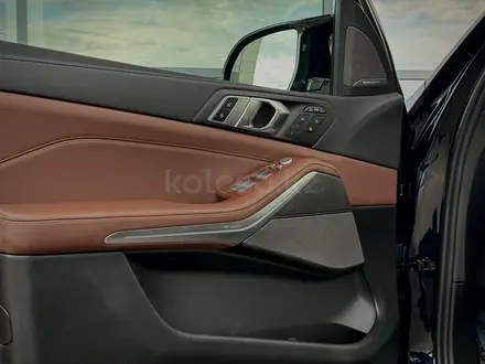 BMW X7 M60i 2025 года за 88 000 000 тг. в Усть-Каменогорск – фото 9