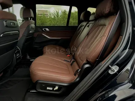 BMW X7 M60i 2025 года за 88 000 000 тг. в Усть-Каменогорск – фото 23