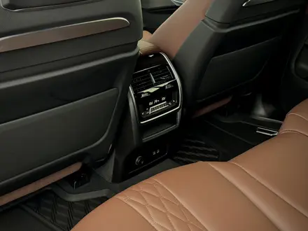 BMW X7 M60i 2025 года за 88 000 000 тг. в Усть-Каменогорск – фото 24