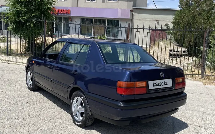 Volkswagen Vento 1992 годаүшін1 500 000 тг. в Тараз