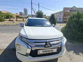 Mitsubishi Montero Sport, 2022
