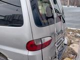 Hyundai Starex 2001 годаfor1 300 000 тг. в Алматы – фото 4