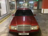 Mercedes-Benz E 220 1993 года за 1 350 000 тг. в Алматы – фото 2