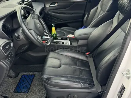Hyundai Santa Fe 2019 года за 12 900 000 тг. в Шымкент – фото 7