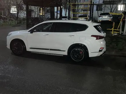 Hyundai Santa Fe 2019 года за 12 900 000 тг. в Шымкент – фото 9