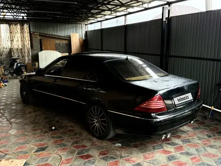 Mercedes-Benz S 500 2001 года за 3 500 000 тг. в Алматы – фото 22