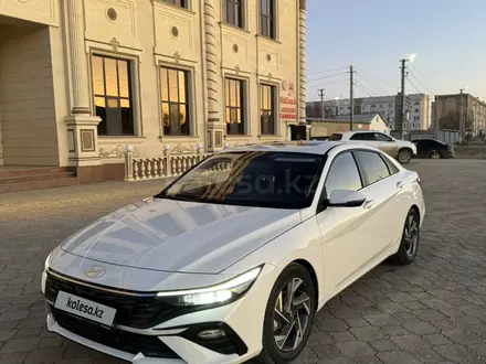 Hyundai Elantra 2023 года за 9 700 000 тг. в Кульсары